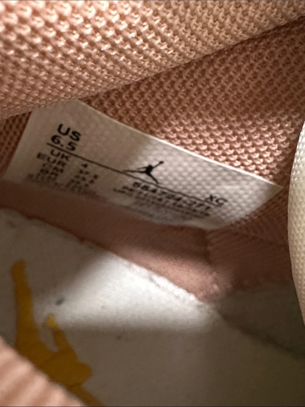 🏰 Jordan 1 Mid Tan Gum Mens Sneaker